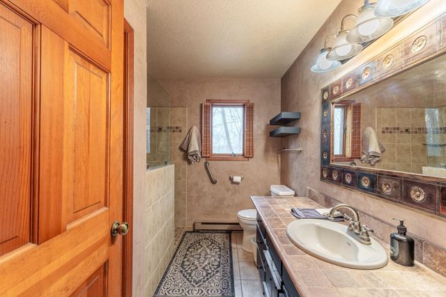 487 Shorewood Drive, Detroit Lakes, MN 56501