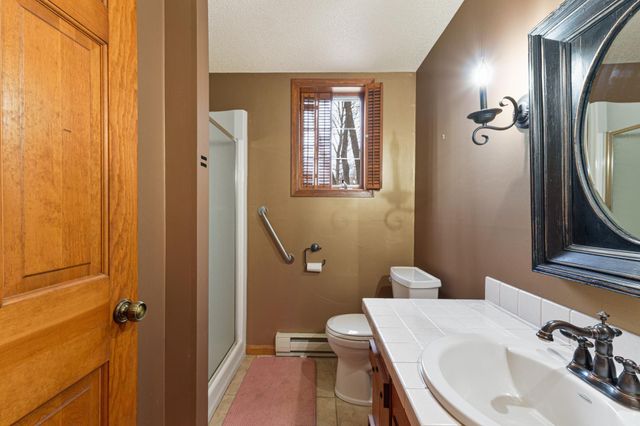 487 Shorewood Drive, Detroit Lakes, MN 56501