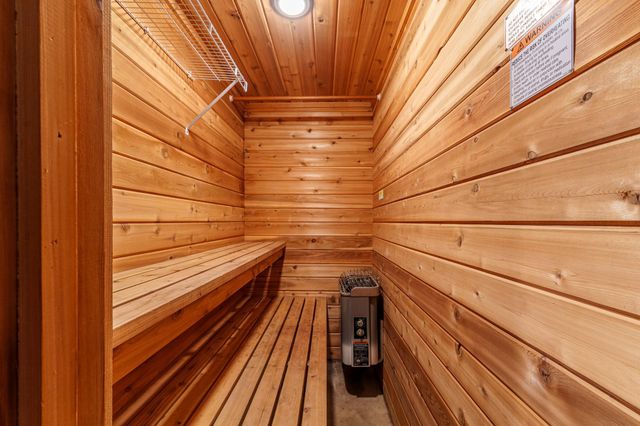 487 Shorewood Drive, Detroit Lakes, MN 56501