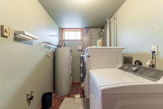 487 Shorewood Drive, Detroit Lakes, MN 56501