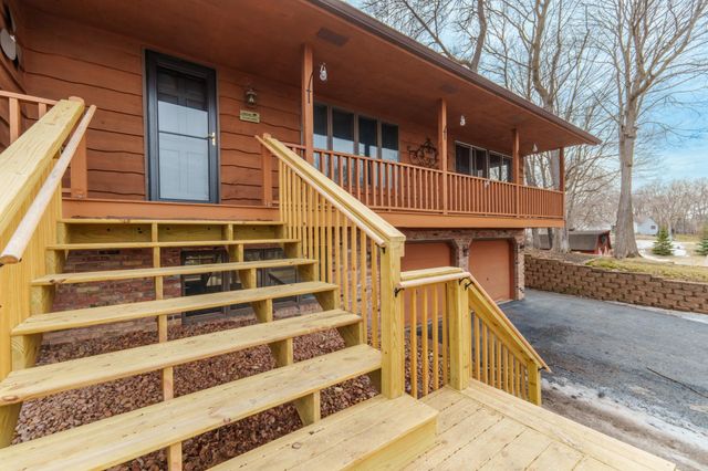 487 Shorewood Drive, Detroit Lakes, MN 56501