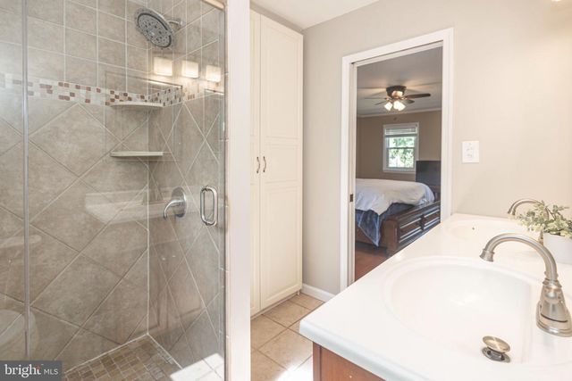 3715 WINDRIDGE DR, Doylestown, PA 18902