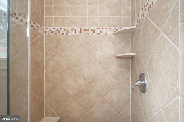 3715 WINDRIDGE DR, Doylestown, PA 18902