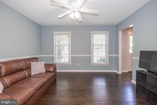 3715 WINDRIDGE DR, Doylestown, PA 18902