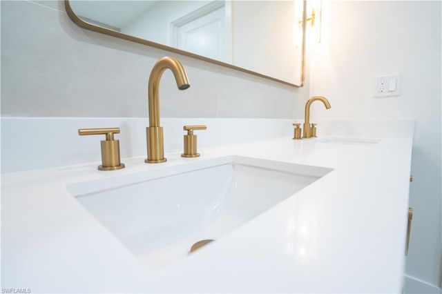 16701 Bobcat DR, Fort Myers, FL 33908