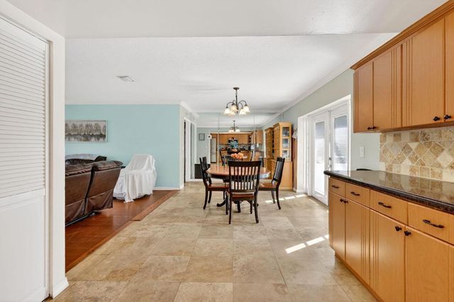 331 NE Camelot Drive, Port St. Lucie, Port St Lucie, FL 34983