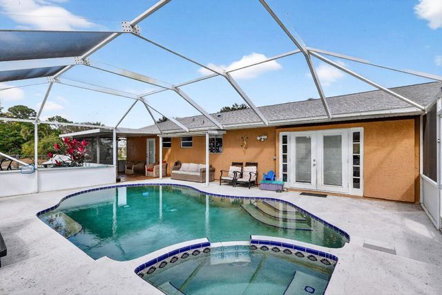 331 NE Camelot Drive, Port St. Lucie, Port St Lucie, FL 34983