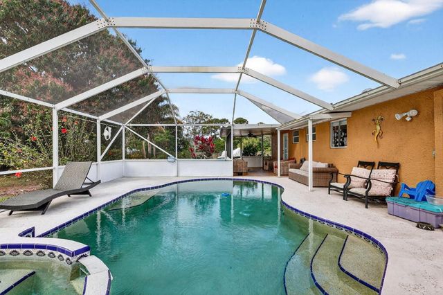 331 NE Camelot Drive, Port St. Lucie, Port St Lucie, FL 34983