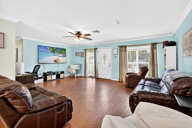 331 NE Camelot Drive, Port St. Lucie, Port St Lucie, FL 34983