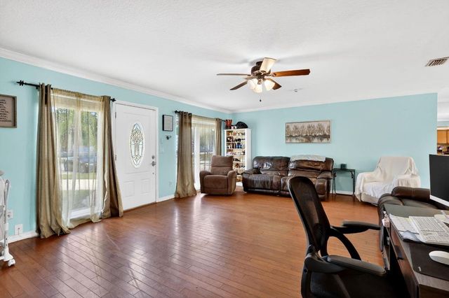 331 NE Camelot Drive, Port St. Lucie, Port St Lucie, FL 34983