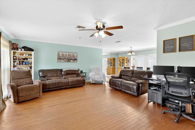 331 NE Camelot Drive, Port St. Lucie, Port St Lucie, FL 34983