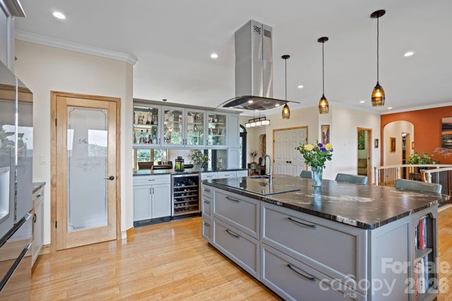 163 Old Poplar Lane, Flat Rock, NC 28731