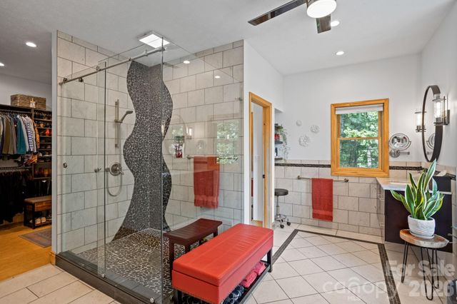 163 Old Poplar Lane, Flat Rock, NC 28731
