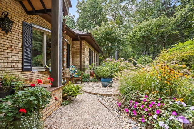 163 Old Poplar Lane, Flat Rock, NC 28731
