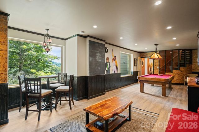 163 Old Poplar Lane, Flat Rock, NC 28731