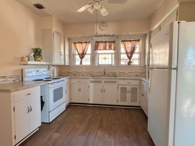 702 N Raynor Avenue 2, Joliet, IL 60435