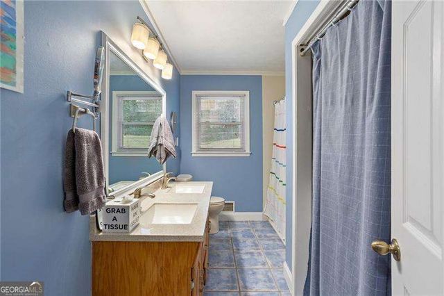 93 Vanessa Drive SE, Smyrna, GA 30082