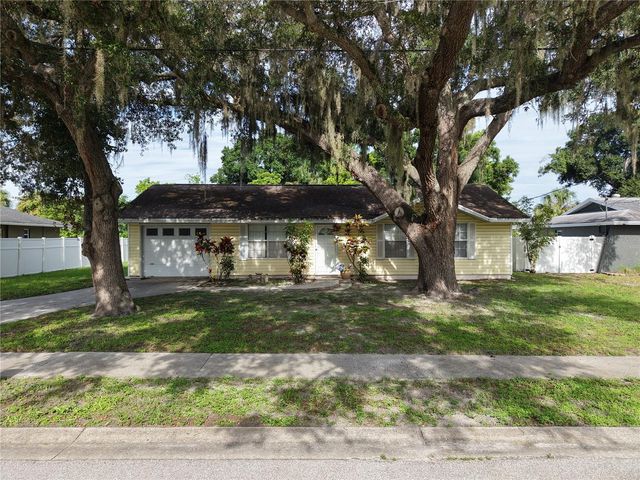 2336 JAVA PLUM AVENUE, Sarasota, FL 34232