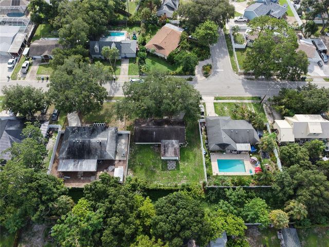 2336 JAVA PLUM AVENUE, Sarasota, FL 34232