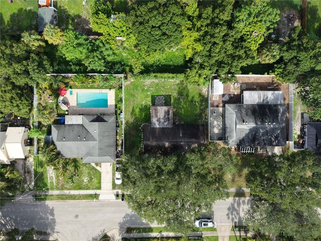 2336 JAVA PLUM AVENUE, Sarasota, FL 34232
