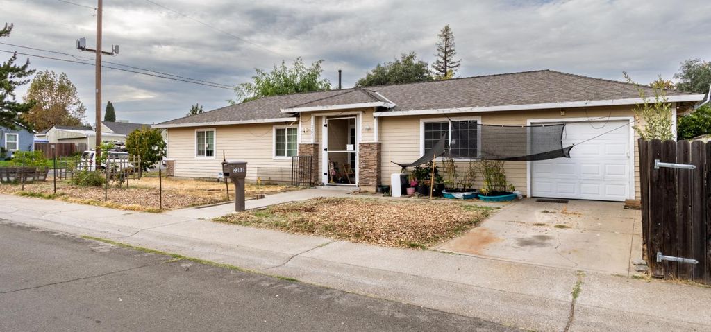 2303 Roanoke Ave, Sacramento, CA 95838
