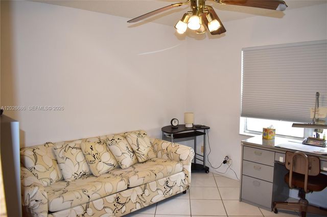 9461 Sunrise Lakes Blvd 103, Sunrise, FL 33322