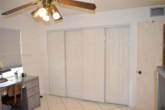 9461 Sunrise Lakes Blvd 103, Sunrise, FL 33322