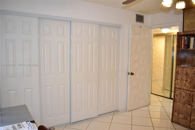 9461 Sunrise Lakes Blvd 103, Sunrise, FL 33322