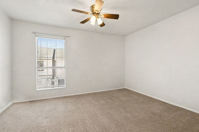 617 Carriagehouse Lane 3E, Garland, TX 75040