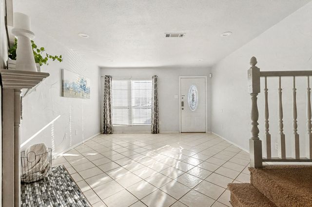 617 Carriagehouse Lane 3E, Garland, TX 75040