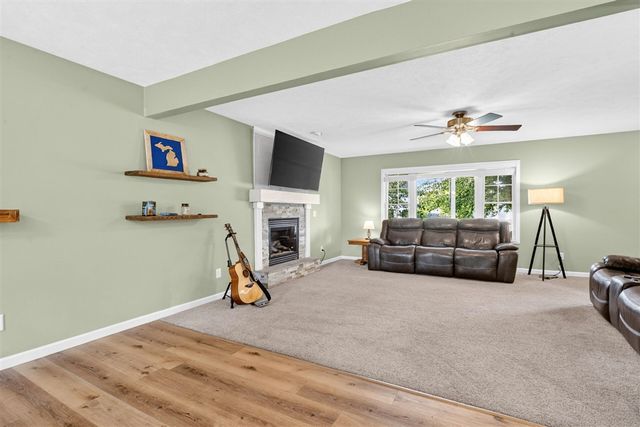 386 Morhouse Drive, Galesburg, MI 49053