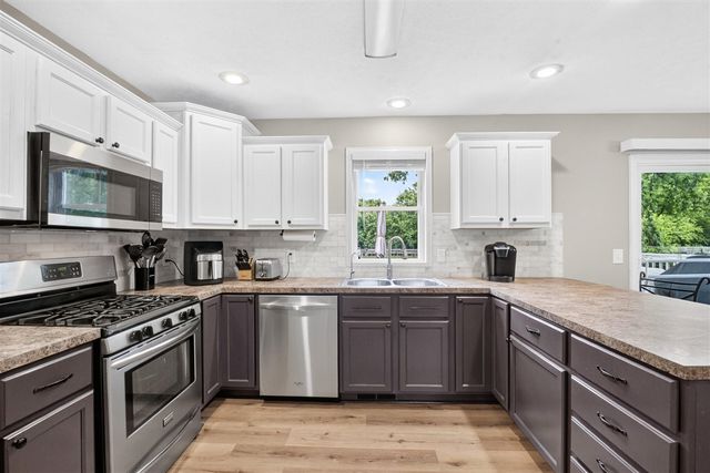 386 Morhouse Drive, Galesburg, MI 49053