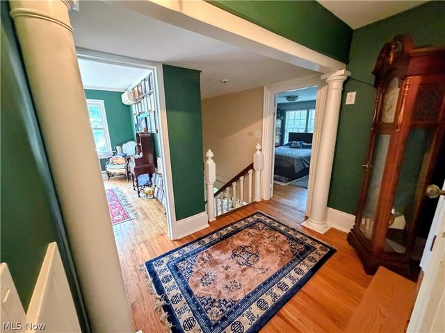 25390 Nobottom Road, Olmsted Twp, OH 44138