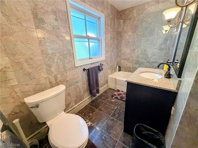 25390 Nobottom Road, Olmsted Twp, OH 44138