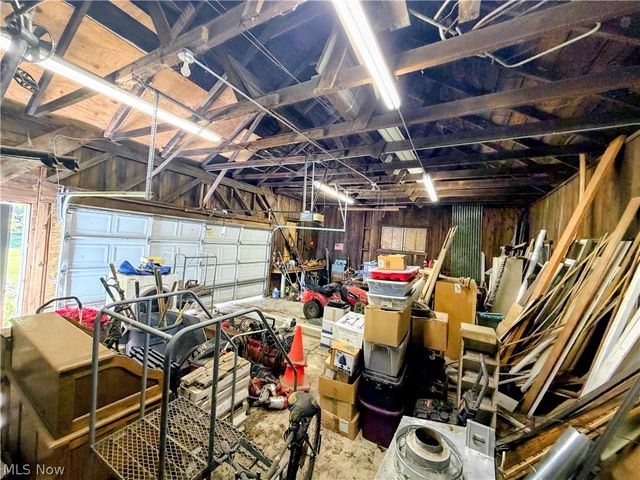 25390 Nobottom Road, Olmsted Twp, OH 44138