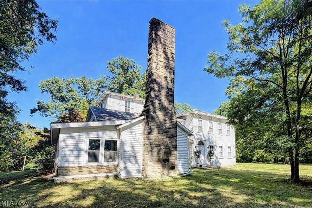 25390 Nobottom Road, Olmsted Twp, OH 44138