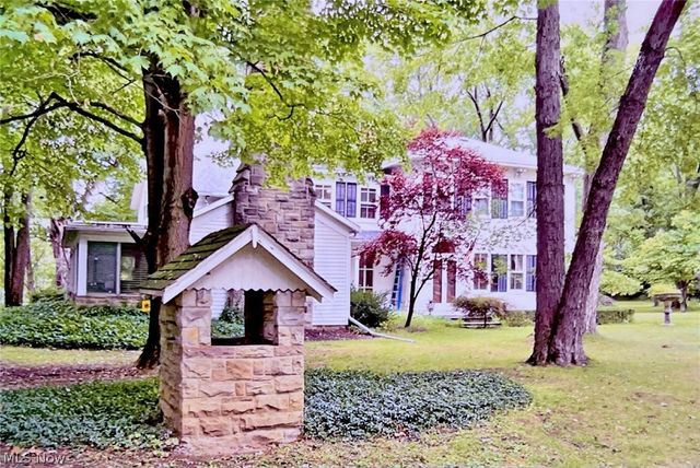 25390 Nobottom Road, Olmsted Twp, OH 44138