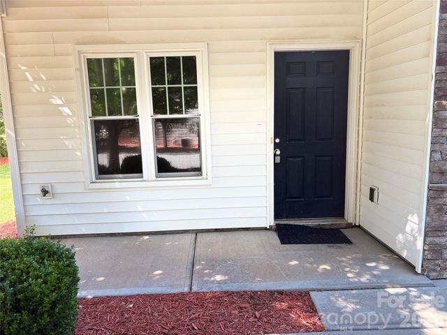 305 Sandy Spring Lane, Clover, SC 29710