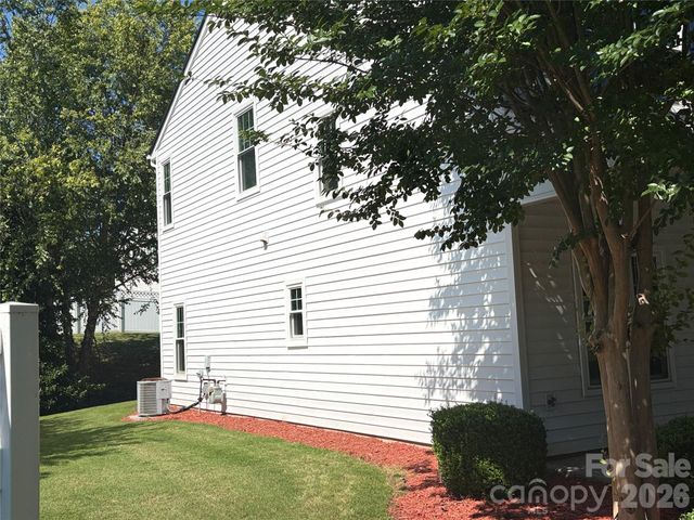 305 Sandy Spring Lane, Clover, SC 29710