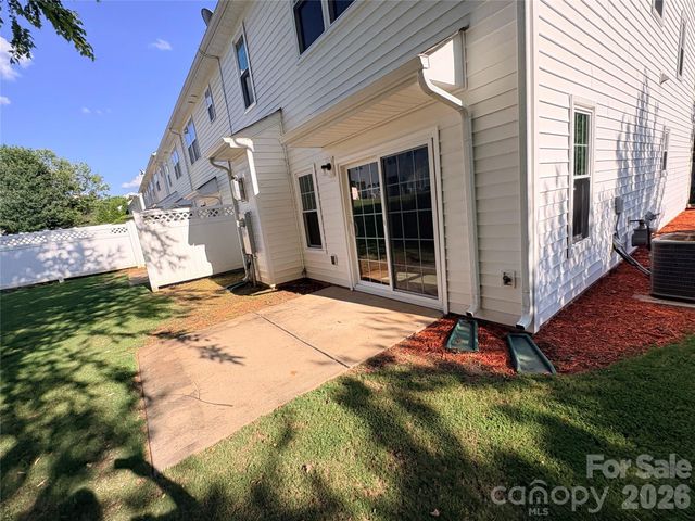 305 Sandy Spring Lane, Clover, SC 29710