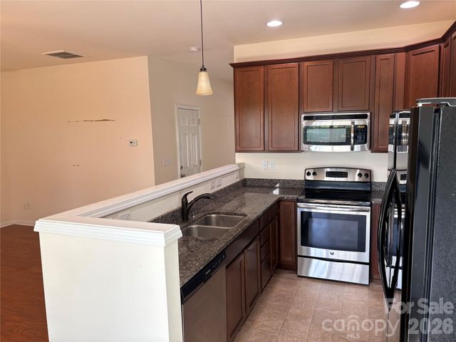 305 Sandy Spring Lane, Clover, SC 29710