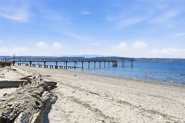 38274 Vista Key Drive NE, Hansville, WA 98340