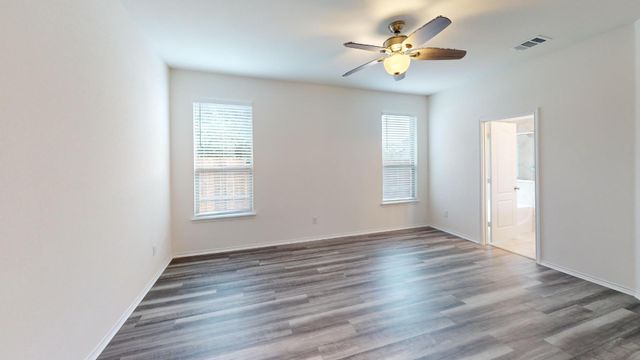 2100 Iron Rail TER, Round Rock, TX 78664