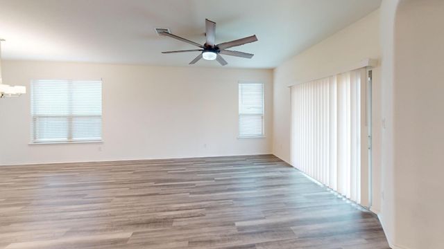 2100 Iron Rail TER, Round Rock, TX 78664