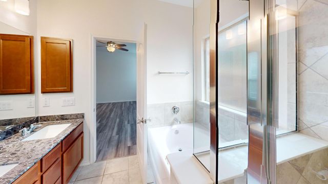 2100 Iron Rail TER, Round Rock, TX 78664