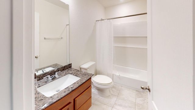 2100 Iron Rail TER, Round Rock, TX 78664