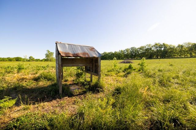 N 790 Road, Baldwin City, KS 66006