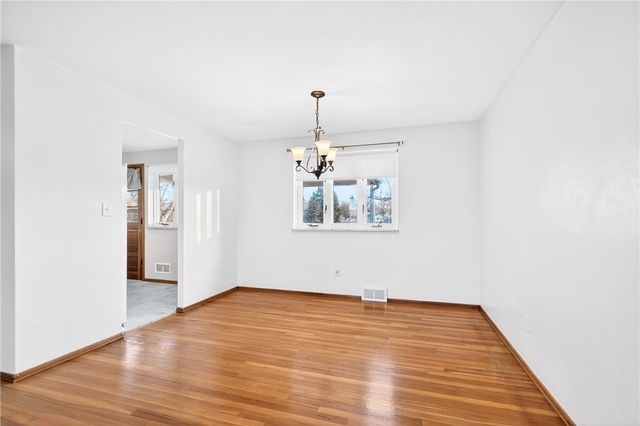 505 Bloomfield Dr, Hempfield Twp, PA 15601