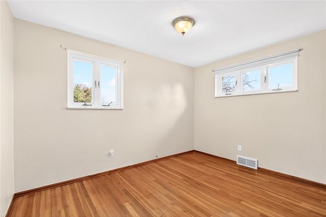 505 Bloomfield Dr, Hempfield Twp, PA 15601