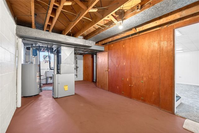 505 Bloomfield Dr, Hempfield Twp, PA 15601